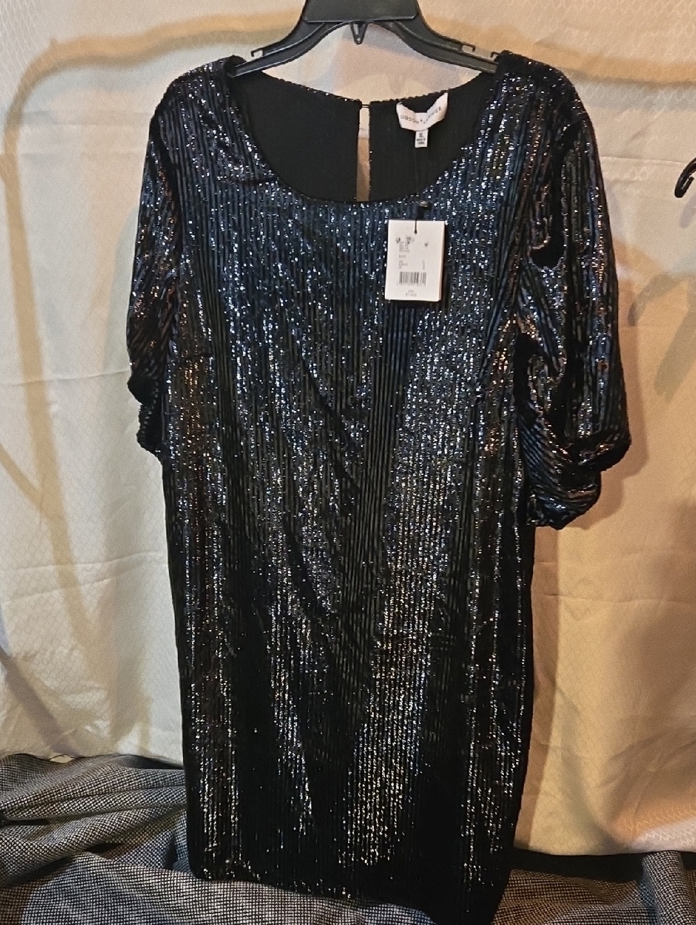Gibson Latimer Black Sequin Midi Dress